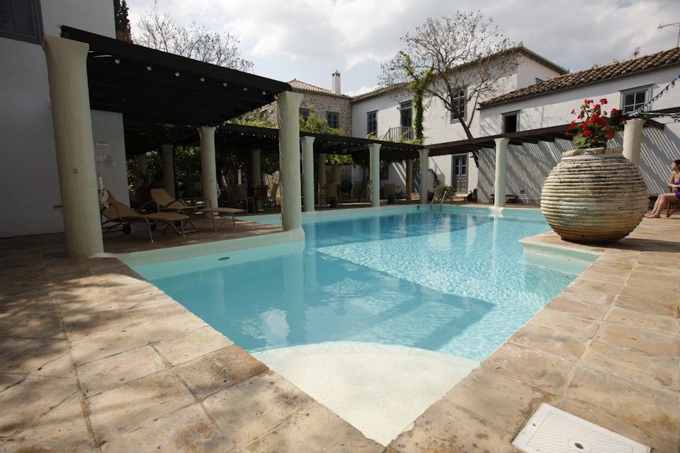 Bratsera Historic Boutique Hotel