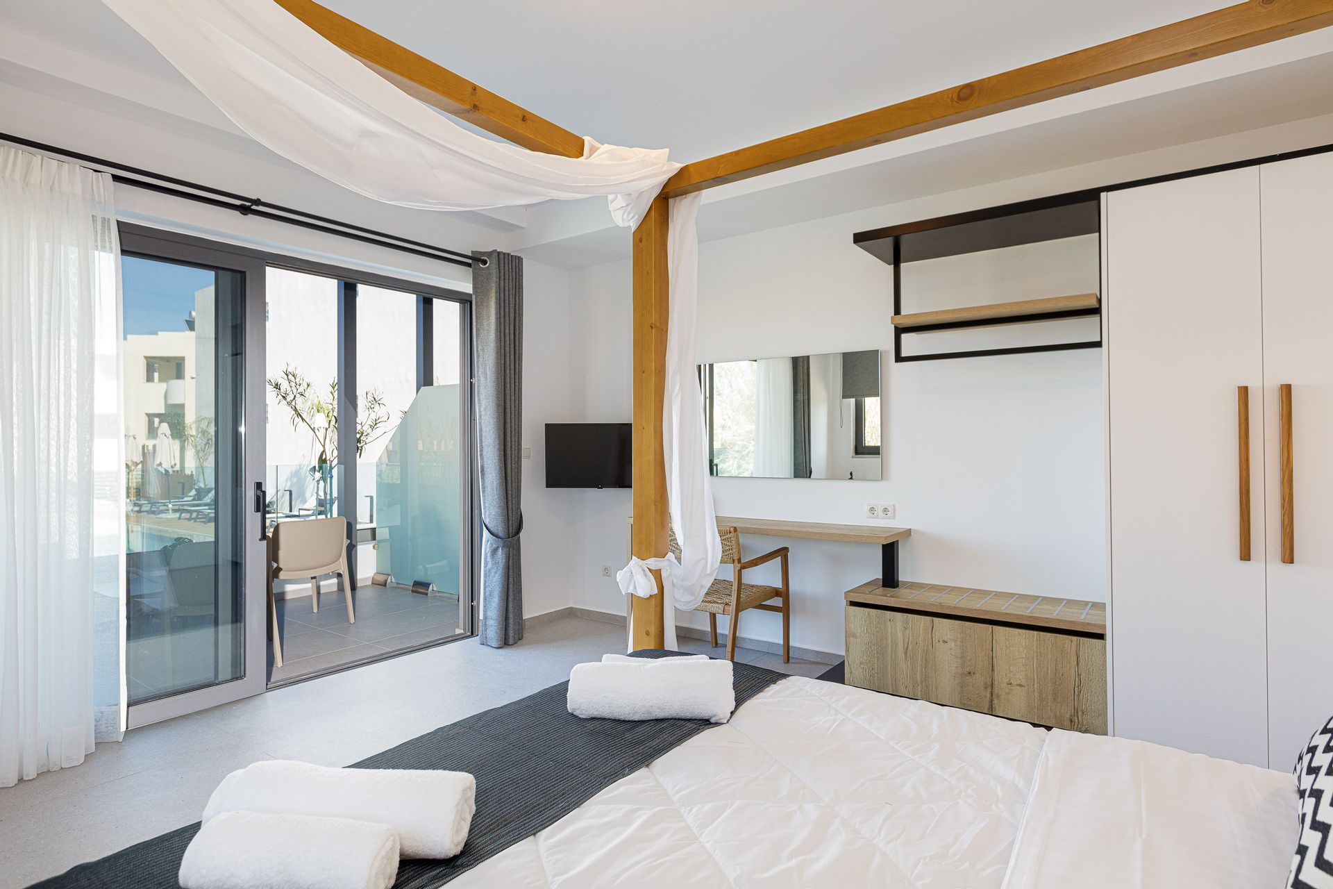 Eleven Boutique Suites hotel