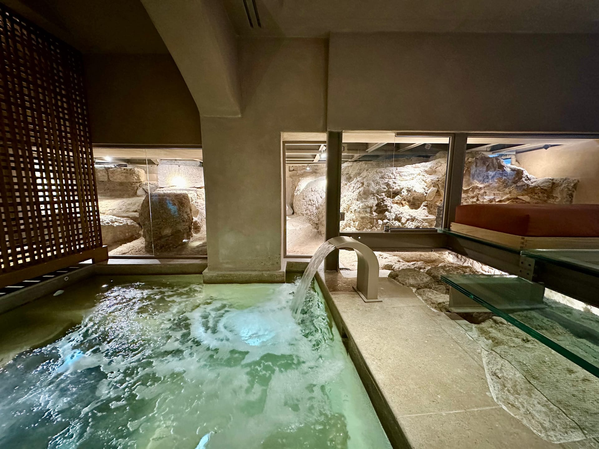 Niche Boutique Hotel