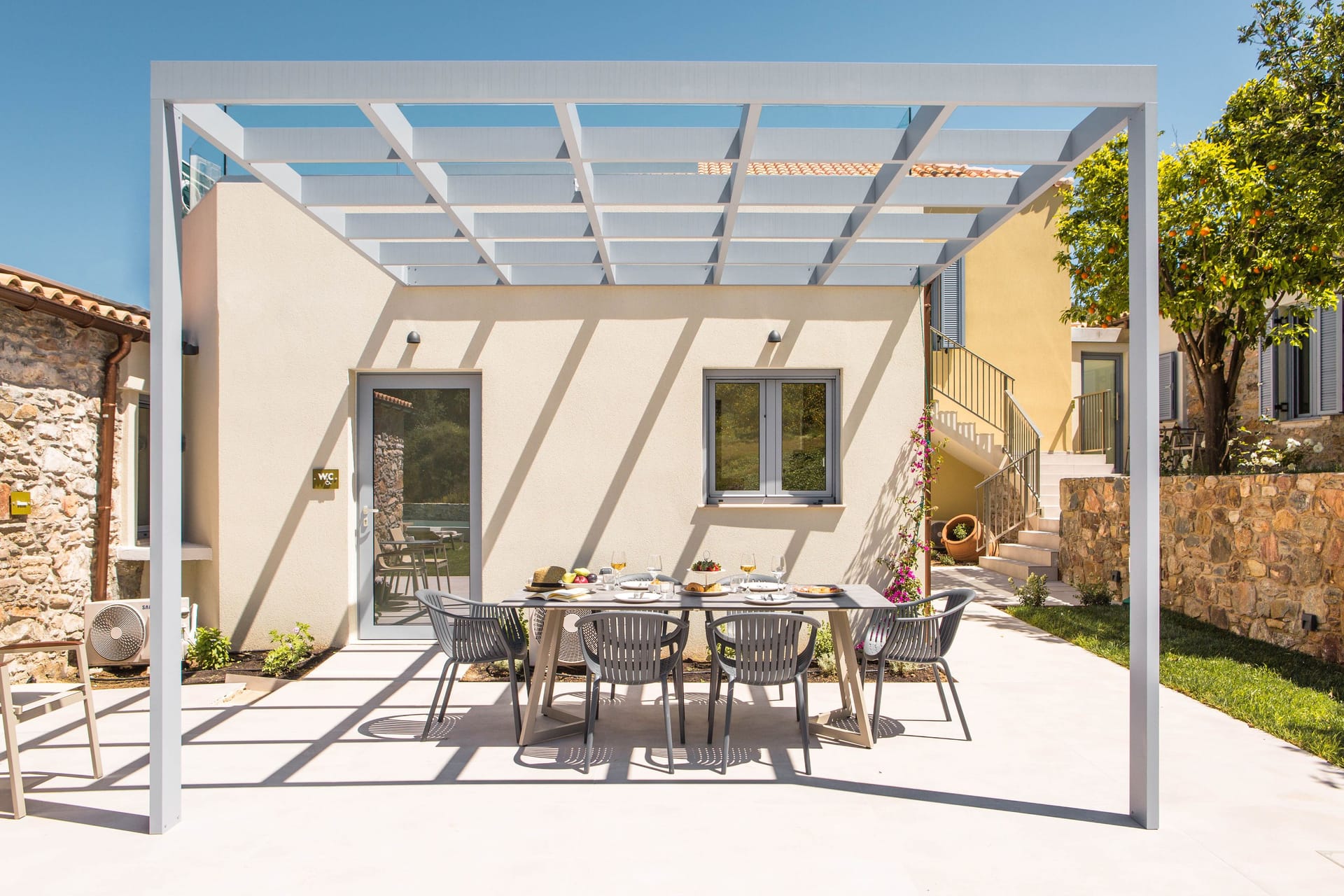 EVGE Experience Boutique Hotel