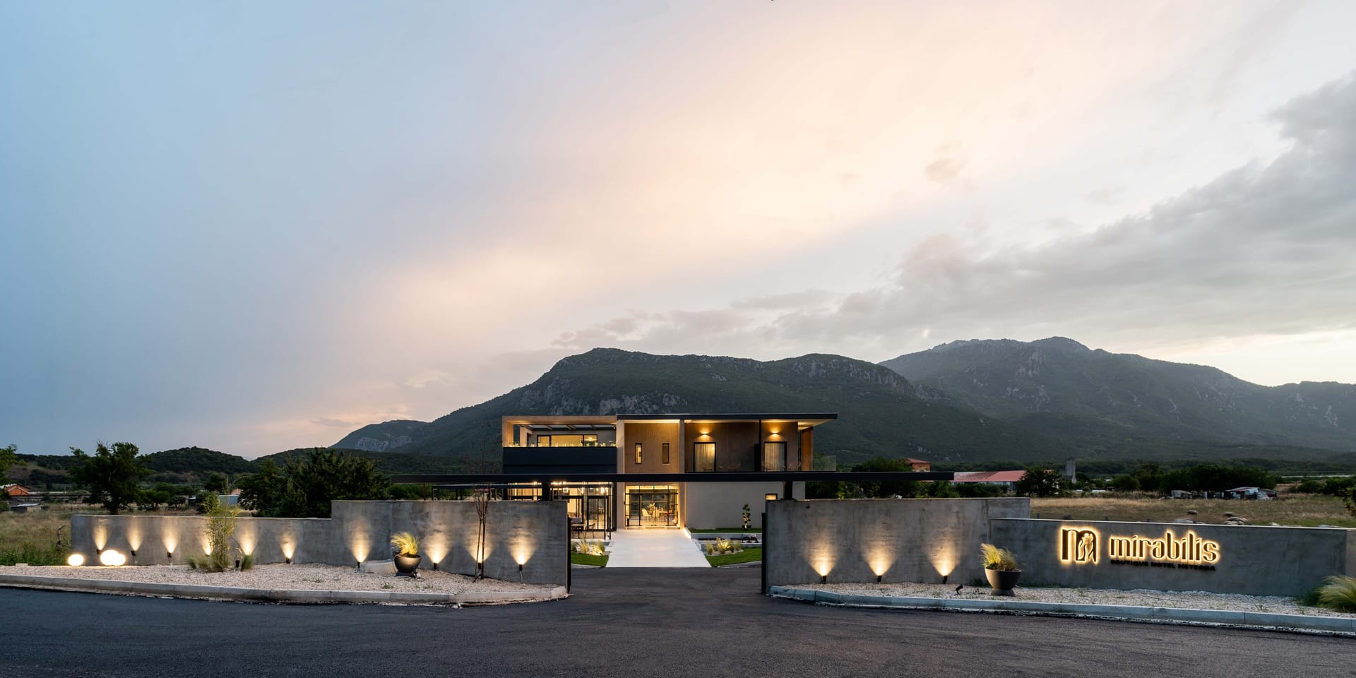 Mirabilis Boutique Hotel