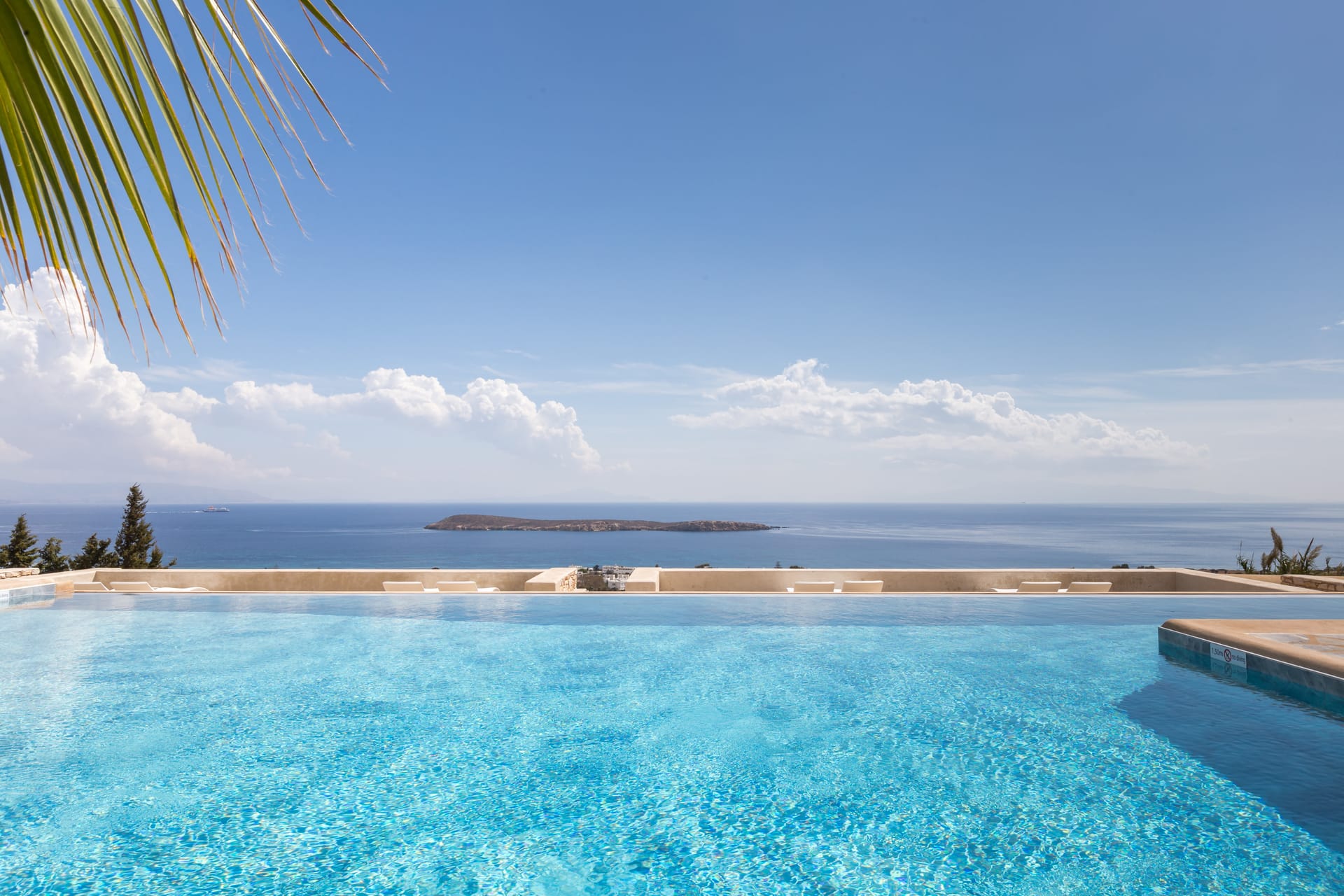 Calme Boutique Hotel