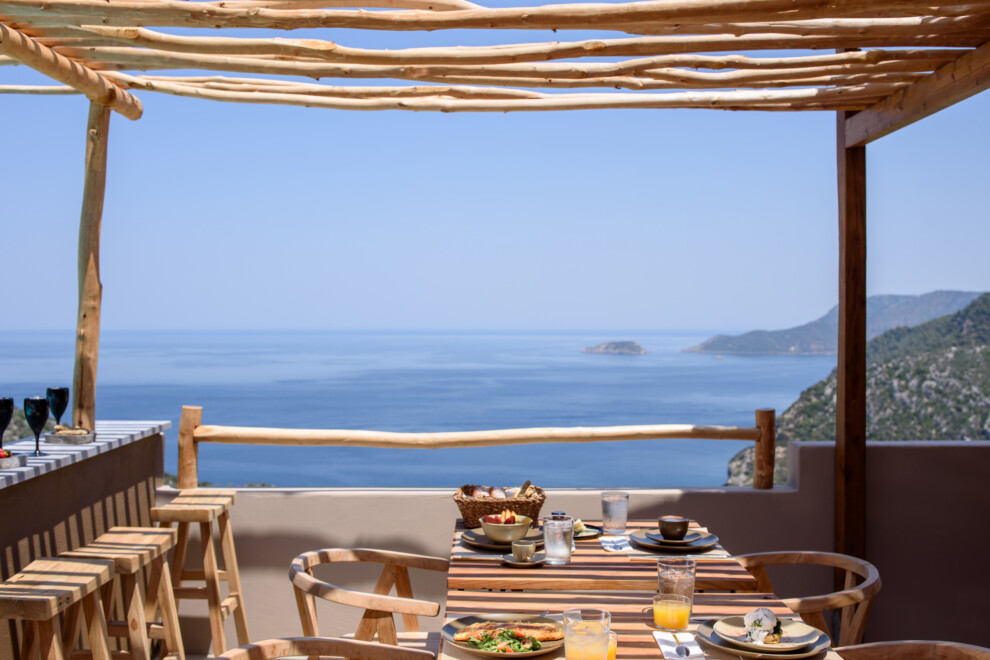 Aletri Swim Up Boutique Hotel