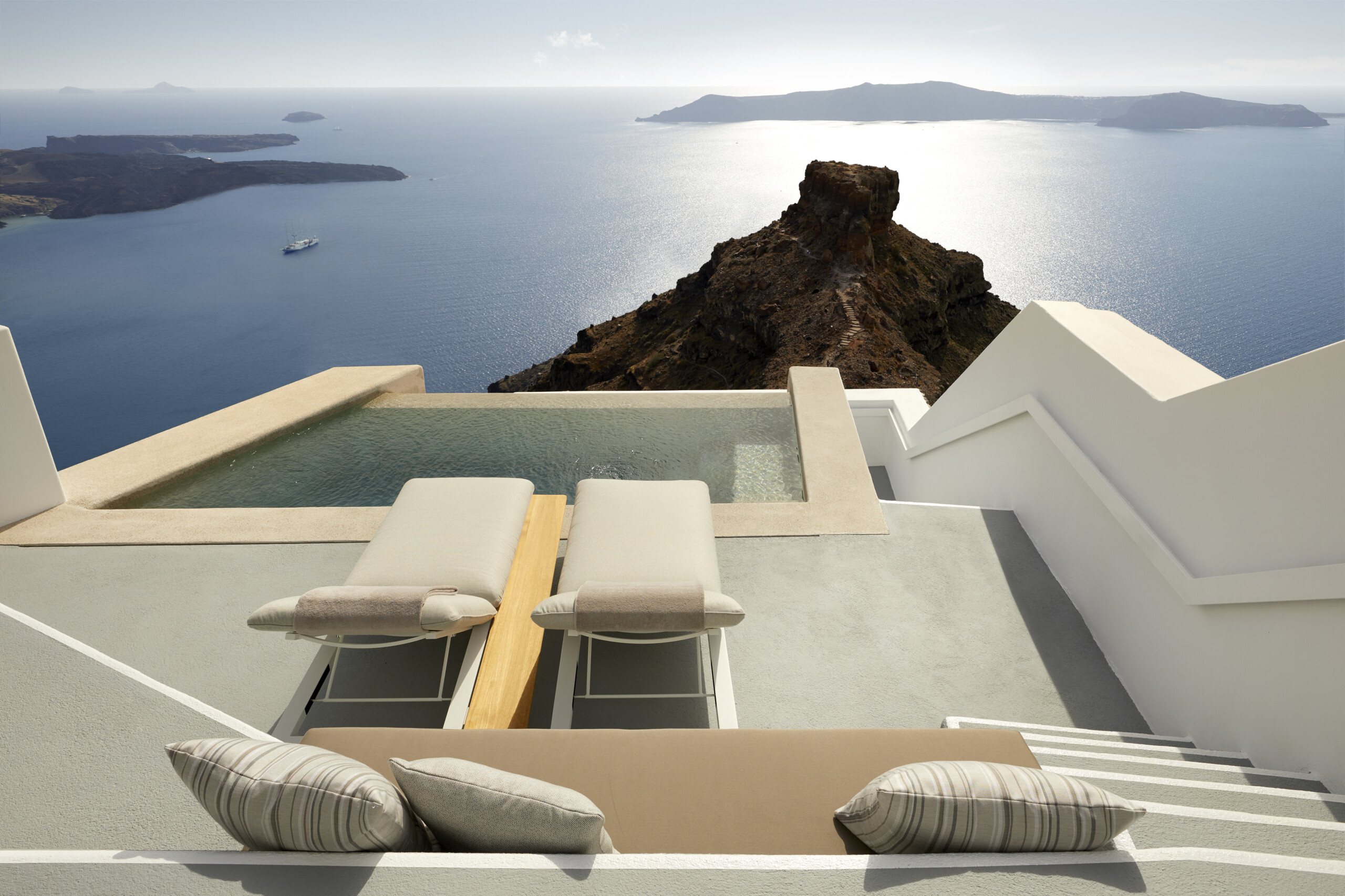 Grace Hotel | Boutique Hotel in Santorini