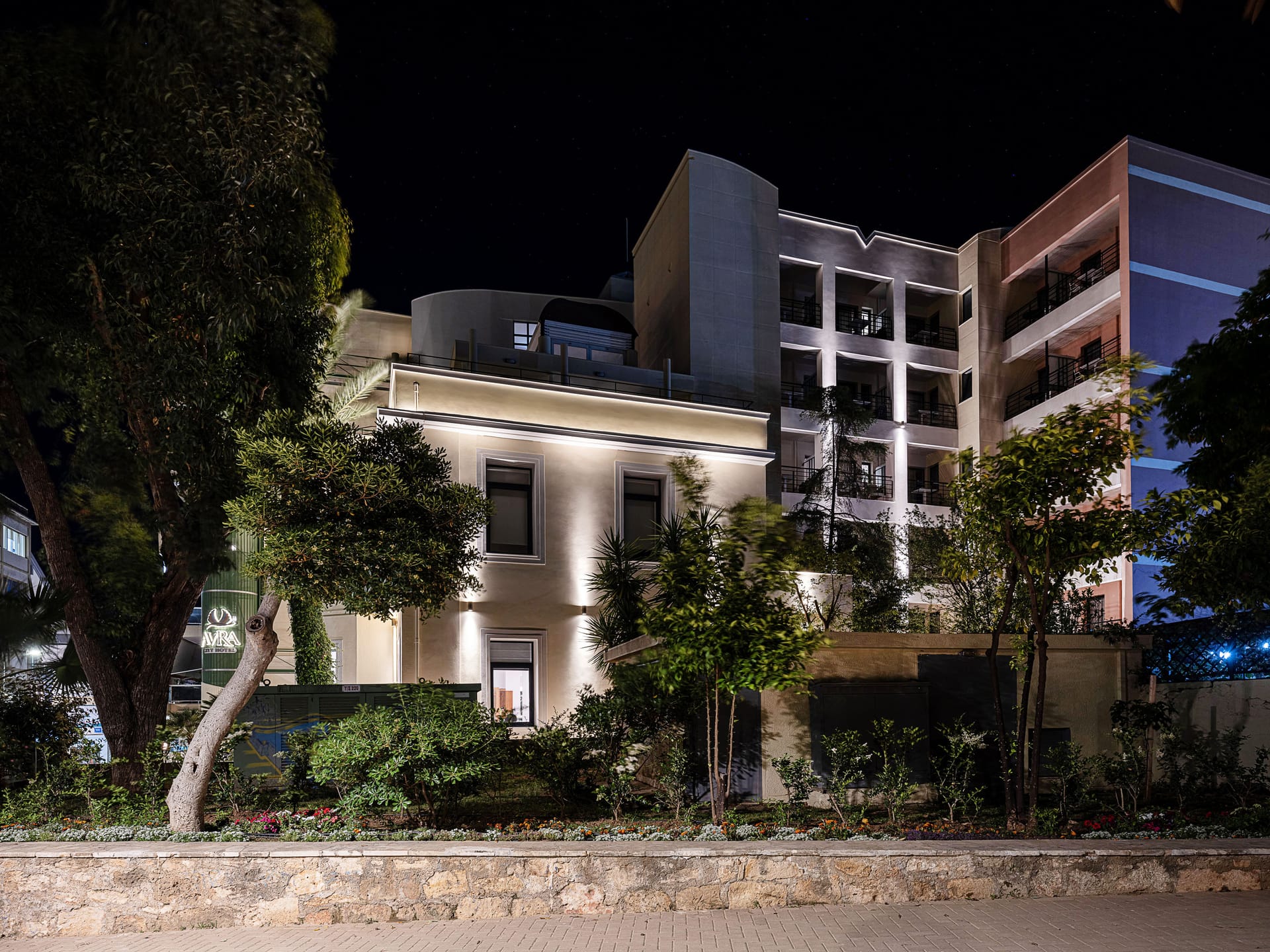 Avra City Boutique Hotel