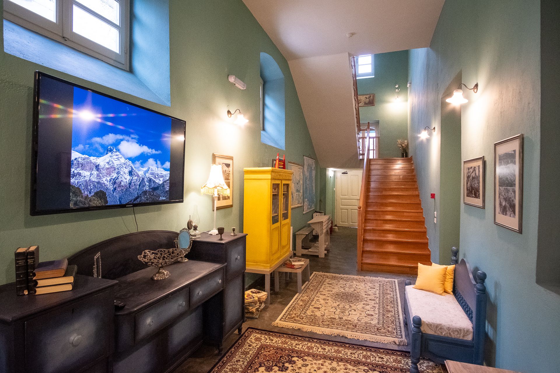 Old School Boutique Hotel